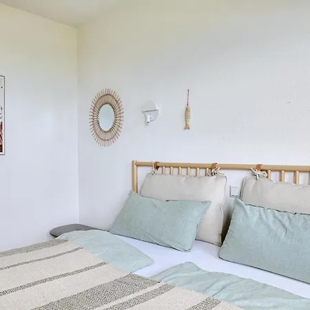Terrassen-fewo Seaside Am Ostseestrand Inkl Schwimmbad Und Strandkorb * Kronsgaard