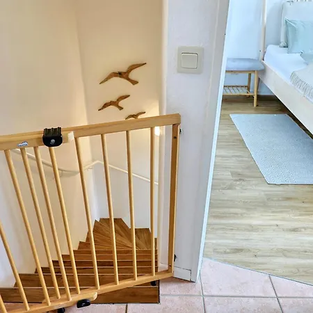 Terrassen-fewo Seaside Am Ostseestrand Inkl Schwimmbad Und Strandkorb Apartmán