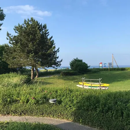 Terrassen-fewo Seaside Am Ostseestrand Inkl Schwimmbad Und Strandkorb Apartmán *