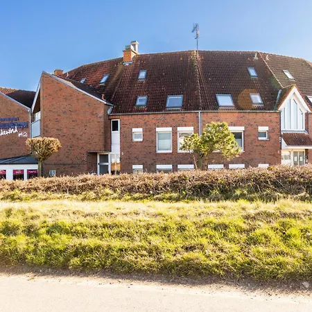 Apartmán Terrassen-fewo Seaside Am Ostseestrand Inkl Schwimmbad Und Strandkorb