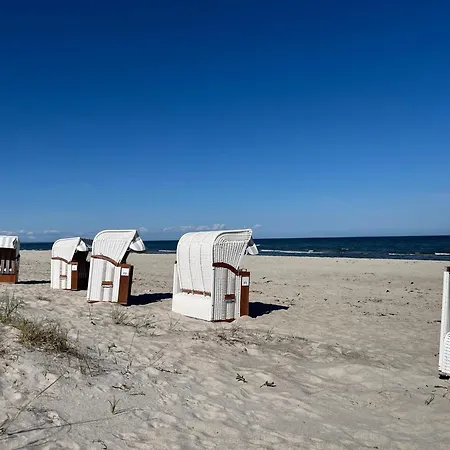 Apartmán Terrassen-fewo Seaside Am Ostseestrand Inkl Schwimmbad Und Strandkorb *